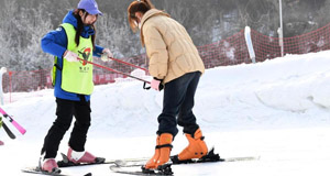 在太行深山探寻“冰雪秘境”